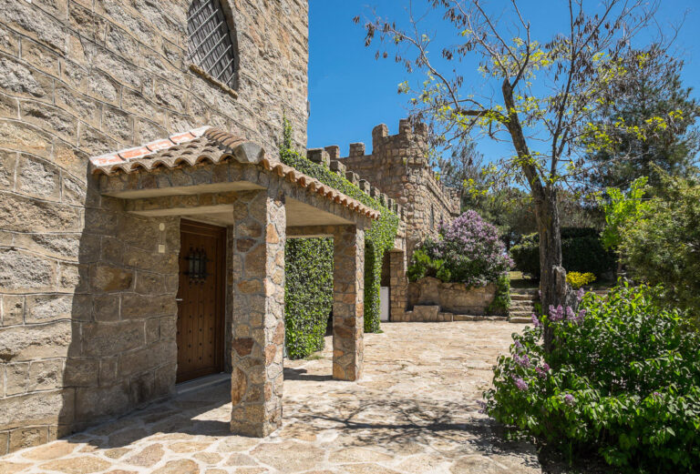 Castillo de la Isla del Burguillo 6 768x521