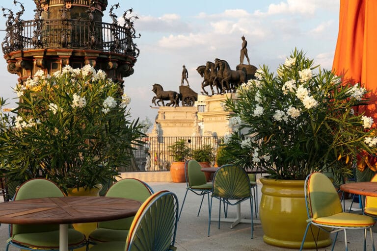 Speak Isa El Rooftop Clandestino de Four Seasons Madrid 768x512