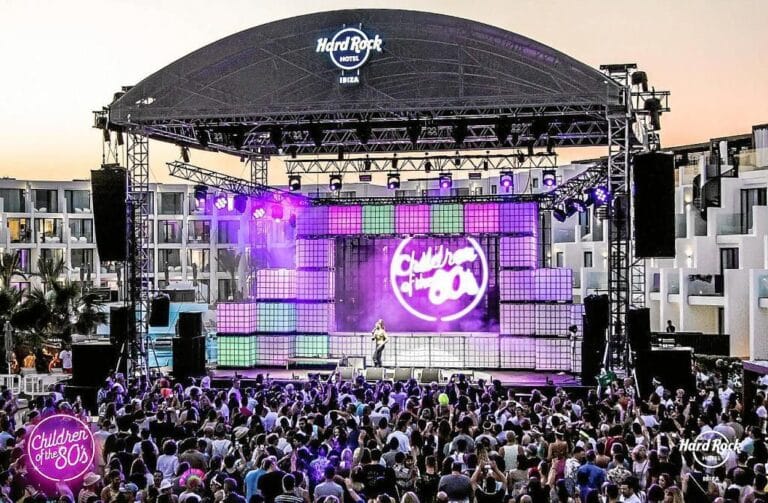 Fiesta Children of the 80s en Hard Rock Hotel Ibiza 768x503