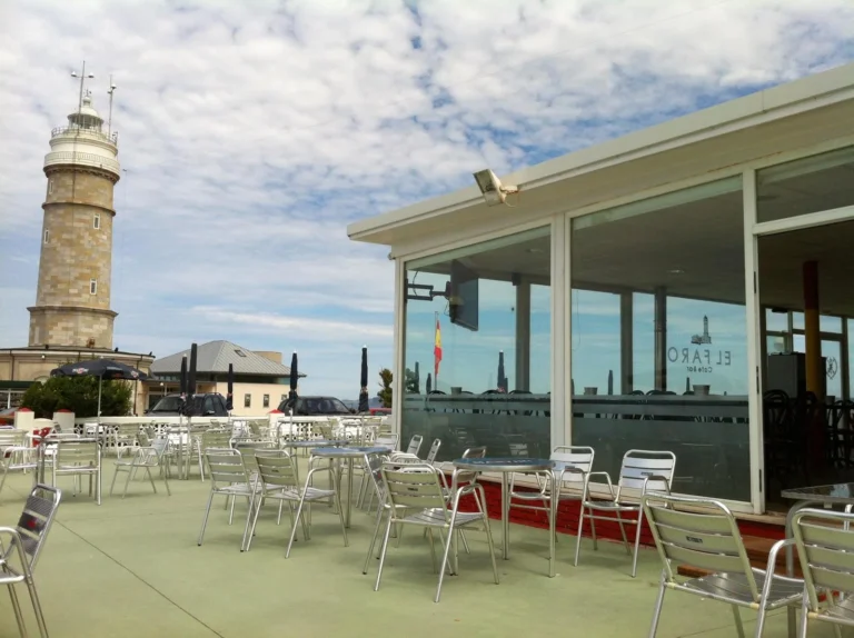 El Faro Cafe Bar 4 768x574
