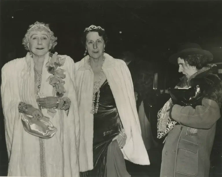 Exposicion Weegee. La autopsia del espectaculo en Fundacion Mapfre 768x614