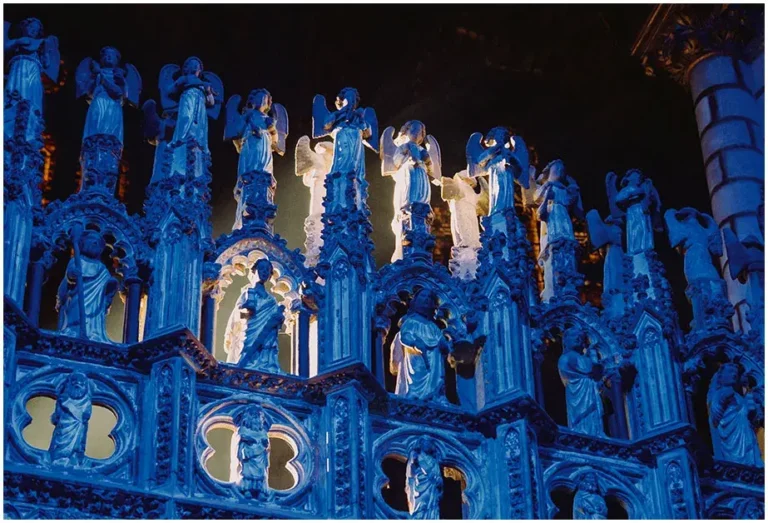 Experiencia nocturna Lumina Catedral de Toledo 5 768x523