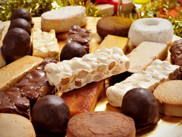 Feria Monastica de Dulces Navidenos en ABC Serrano 768x576