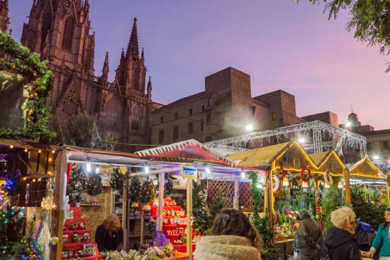 Feria de Navidad de la Sagrada Familia 768x512
