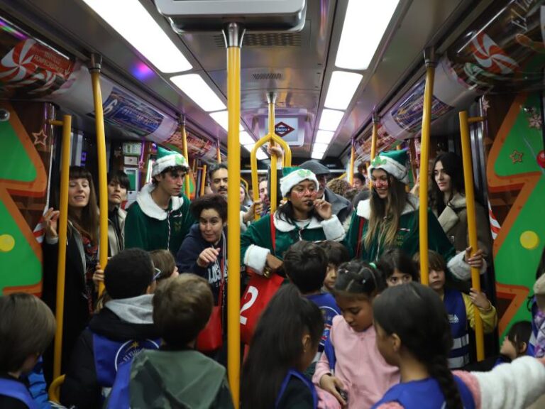 Tren de la Navidad Metro de Madrid 3 768x576