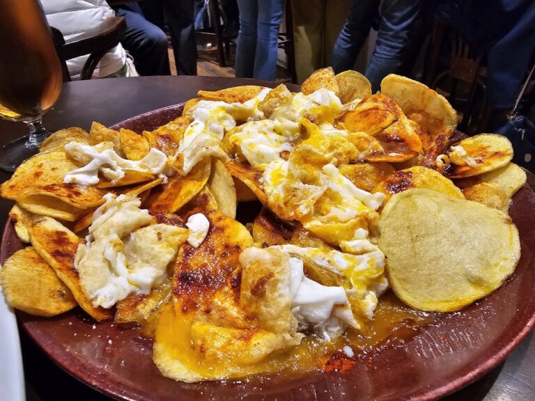 Cafe Chicago 4 768x576