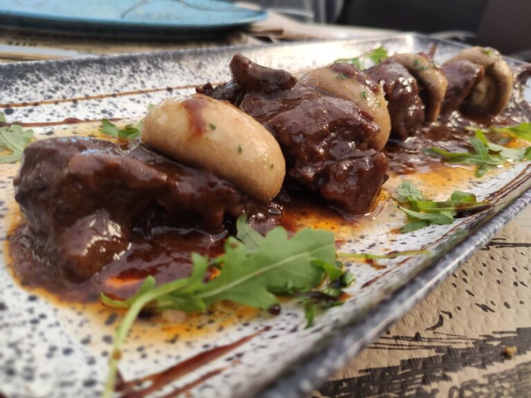 Cafe Chicago 8 768x576