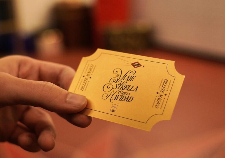 Experiencia inmersiva La estacion de la Navidad en La Puerta del Sol 3 768x539