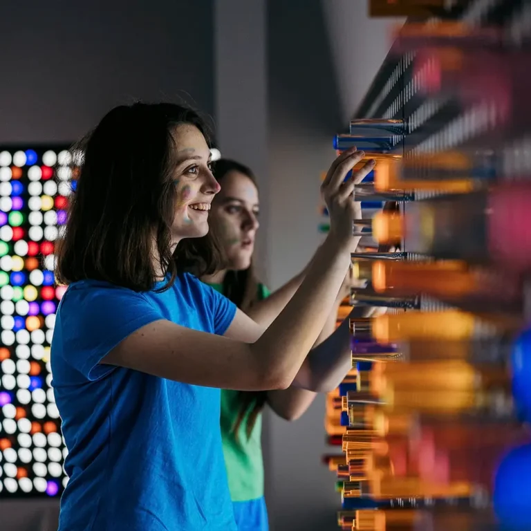 Chaos Lab Experiencia cientifica interactiva para todos 2 768x768