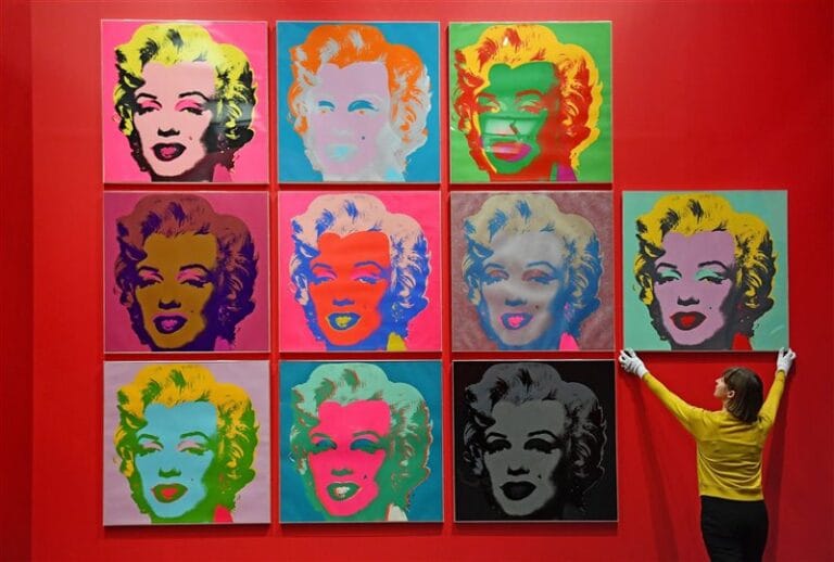 Exposicion Andy Warhol Posters en Fundacion Canal 5 768x518