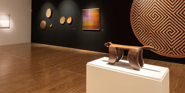 Exposicion Convergencias Divergencias Dos esteticas en dialogo en Casa de America 768x386