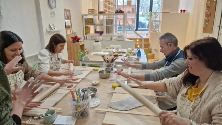 Taller de Ceramica en Espacio de Talleres Madrid 768x432