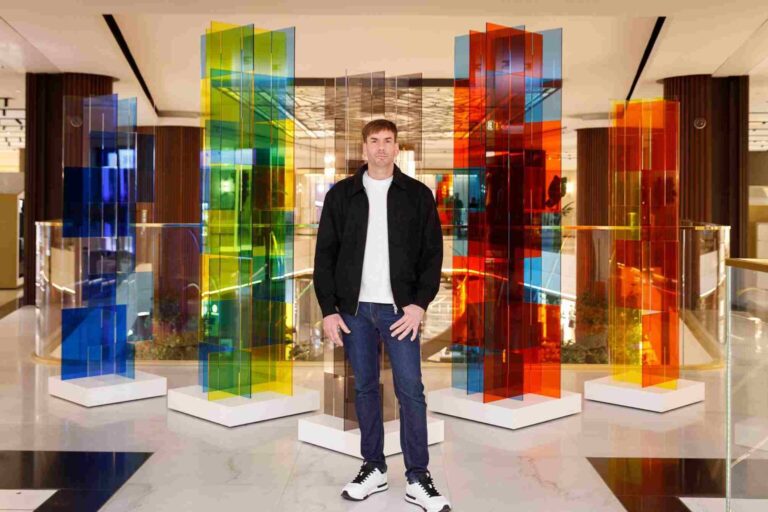 Exposicion Inmersiva El Bosque de Esculturas de David Magan en Galeria Canalejas 2 768x512