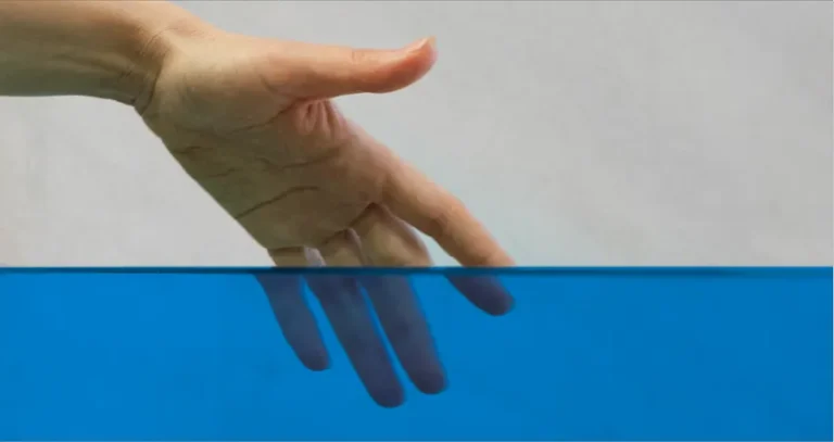 Exposicion Inmersiva Secuencia Plano Secuencia de Almudena Lobera en Madrid 768x407