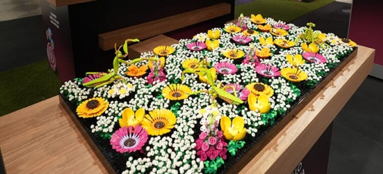 Pop Up de Lego especial San Valentin en el Corte Ingles de Castellana 768x349