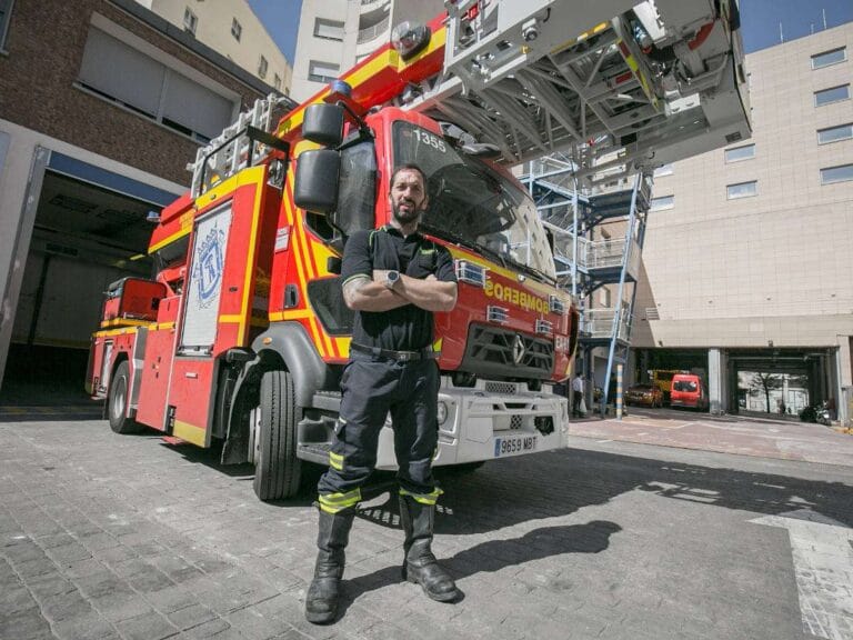 Puertas abiertas en los parques de bomberos de Madrid 768x576