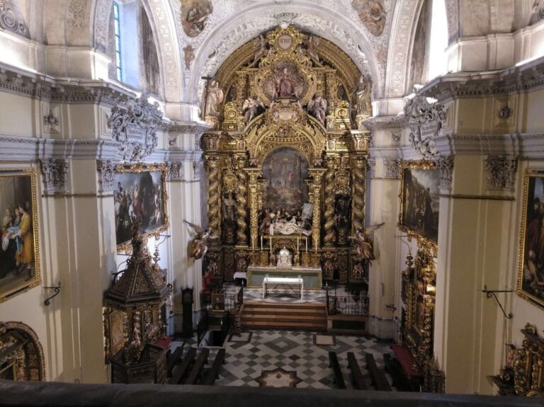 Visita guiada al Hospital de la Caridad de Sevilla 768x575