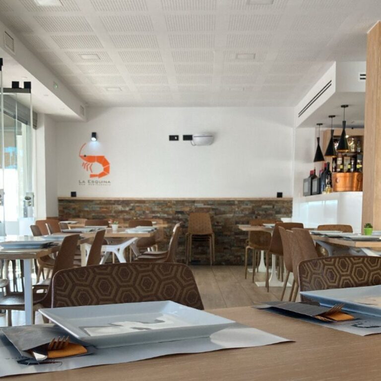 La Esquina 9 768x768