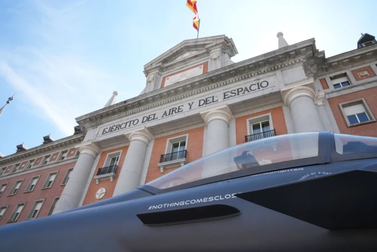 Experiencia inmersiva caza Eurofighter en Madrid 3 768x513