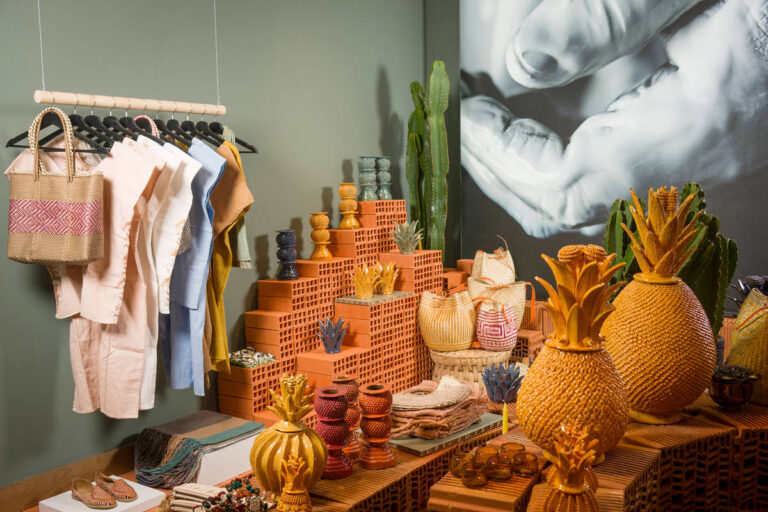 Mercadillo de Artesania Hecho a mano Mexico en Casa de Mexico 2 768x512