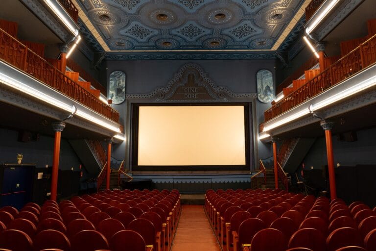 Cine gratis durante tres meses en Cine Dore Madrid 768x512