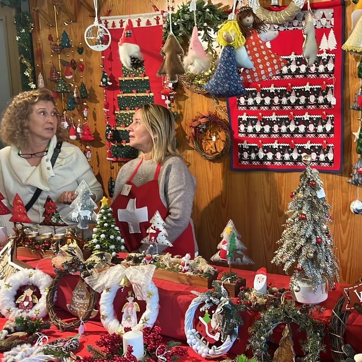 Mercadillo Benefico Suizo de Navidad en Madrid